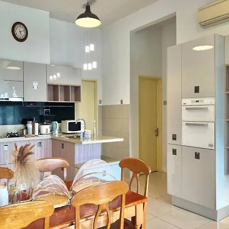 S Homestay 2Br&2Br - Imago Kota Kinabalu Exterior photo